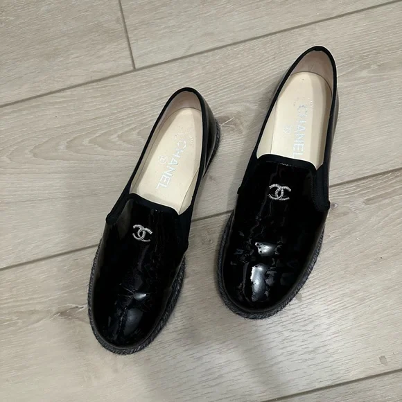 Chanel Shoes - Picture 2 of 5